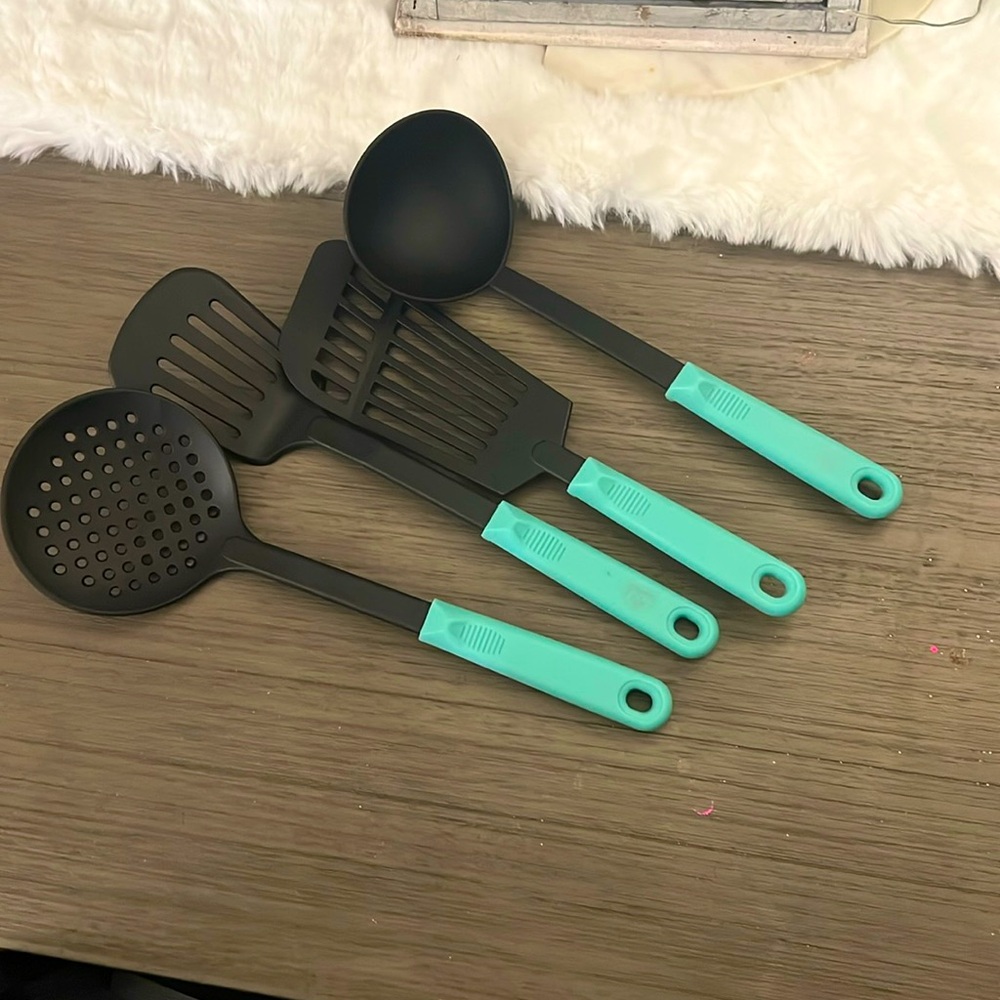 Cooking utensils